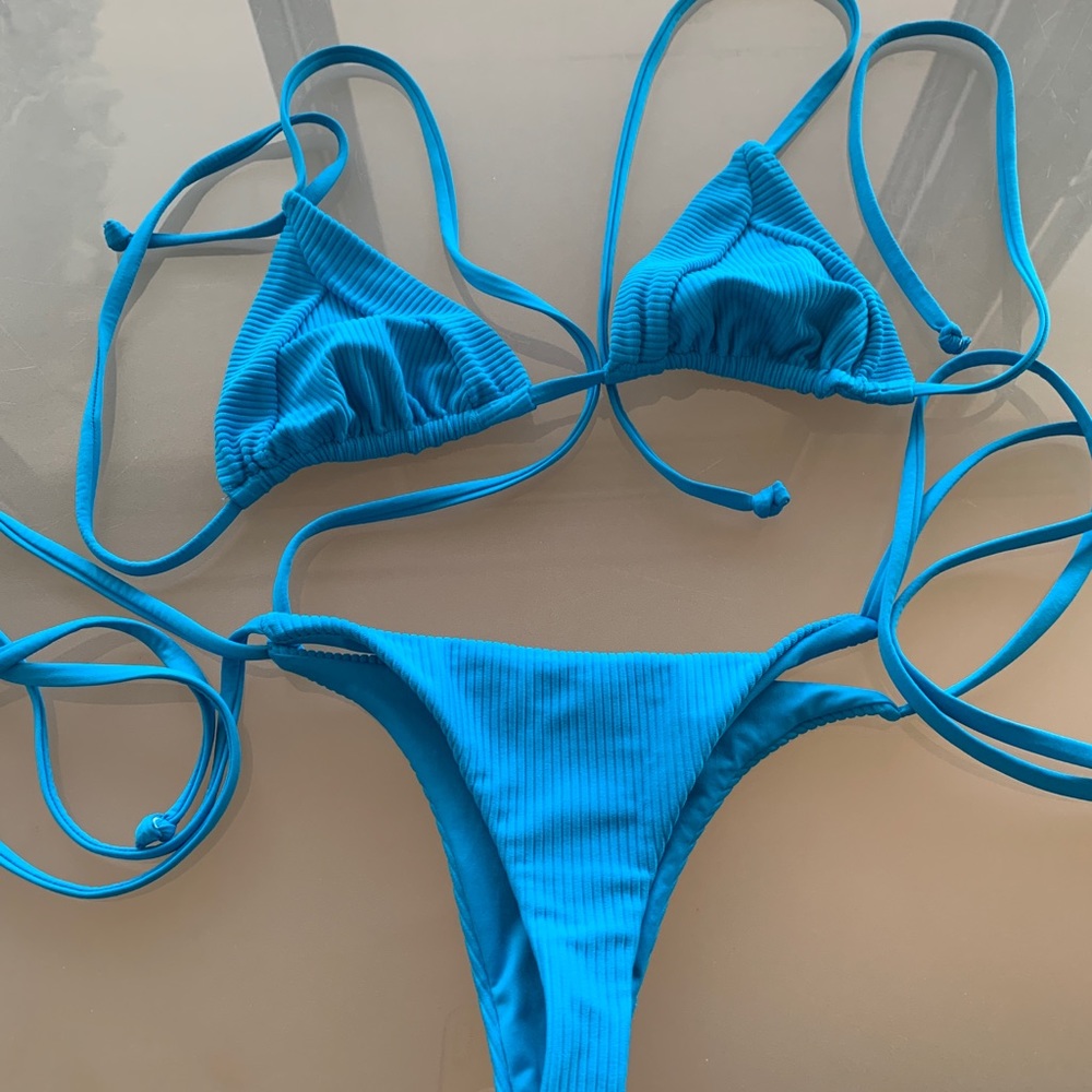 BN FRANKIE'S BIKINIS SKY Bikini SET in OCEAN SZ XS